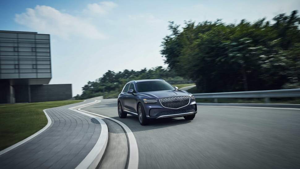 Front exterior view of Genesis Electrified GV70